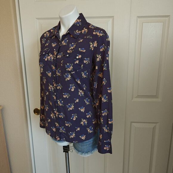 Mossimo Supply Co. western floral snap button front shirt sz M - Picture 4 of 10